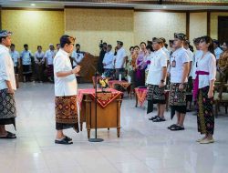 Perkuat Birokrasi Berbasis Merit, Bupati Adi Arnawa Lantik 156 Pejabat di Badung