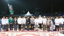 10 Ribu Jemaah Tumpah Ruah, Gus Iqdam Puji Nyali Kapolresta Malang Berani Rangkul Keluarga Korban Kanjuruhan di Saat Sulit
