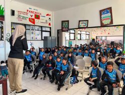 Lawan Narkoba Sejak Dini Satresnarkoba Polres Batu Tanamkan ‘Say No to Drugs’ di SDN 2 Bumiaji