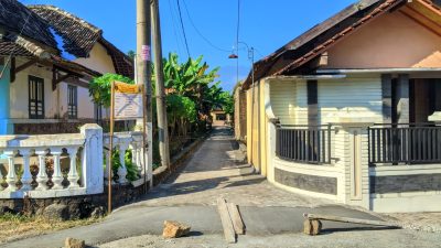 Pemdes Kedunggudel, Ngawi, Percepat Pembangunan Pavingisasi Jalan untuk Dukung Ekonomi Warga