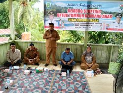 Camat dan Sekcam Teupah Tengah Hadiri Rembug Stunting di Busung Indah dan Labuah Secara Bersamaan