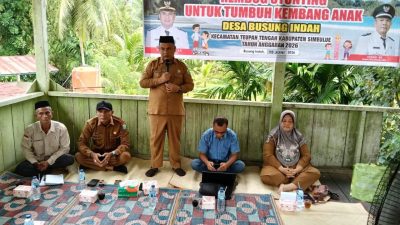 Camat dan Sekcam Teupah Tengah Hadiri Rembug Stunting di Busung Indah dan Labuah Secara Bersamaan