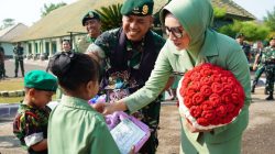 Di Balik Loreng: Pesan Pangdivif 2 Kostrad untuk Prajurit dan Keluarga