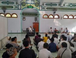 Pengajian Rutin Selapanan Masjid At-Taqwa Ketanggi, Ngawi, Disertai Santunan 50 Anak Yatim Piatu
