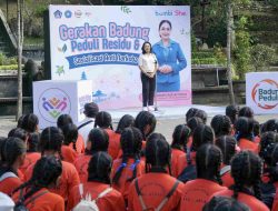 Pemkab Badung dan TP PKK Gelar Sosialisasi Gerakan Peduli Residu dan Anti Narkoba di SMPN 1 Mengwi