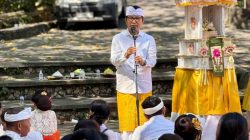 Bupati Badung Adi Arnawa dan Wabup Bagus Alit Sucipta Hadiri Karya Tawur Balik Sumpah di Pura Luhur Uluwatu
