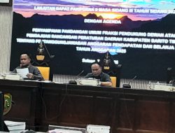 Sekda Bartim Hadiri Rapat Paripurna DPRD Penyampaian Pandangan Umum Fraksi