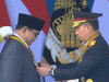HUT ke-80 Bhayangkara, Kapolri Anugerahkan Medali Kehormatan kepada Presiden Prabowo