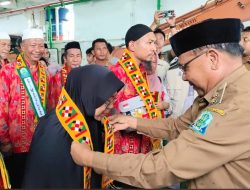 Wakil Bupati dan Ketua DPRK Sambut Kepulangan 27 Jemaah Haji di Pelabuhan Sinabang
