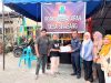 Plt. Kadis Dukcapil Simeulue Serahkan Dokumen Pengganti KK dan Akta bagi Korban Kebakaran Sinabang