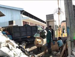 Dikebut Sebelum 14 Hari, PT Hejo Tech Operasikan 20 Truk Angkut Timbunan Sampah TPS 3R Sempidi ke TPA Suwung