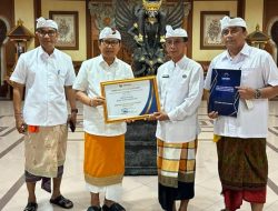 Bupati Badung Beri Penghargaan Dinas Sosial Badung, Capai Opini Kualitas Tertinggi Tanpa Maladministrasi Ombudsman RI