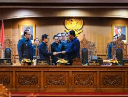 Bupati Bersama DPRD Badung Sahkan Ranperda Pertanggungjawaban APBD 2025