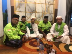 Milad ke-8 Ponpes Anwarul Ahad Berlangsung Khidmat, DPP TKN Desak Perhatian Infrastruktur: “Jalan Menuju Pesantren Harus Menjadi Prioritas”