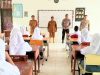 Kapolsek Rantau Selamat Beri Edukasi Karakter dan Bahaya Narkoba di MPLS SMAN 2 Rantau Selamat