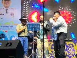 Ruri Satu Panggung Bersama Bupati, Wabup dan Sekda, “Aku Takut” Bikin Penonton Histeris