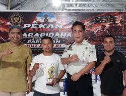 Heri Martoni Antar PWI Pariaman/Padang Pariaman Raih Juara III Tenis Meja di Lapas Pariaman