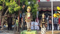 Warga RW 06 Kelurahan Magersari Sidoarjo Gelar Upacara Perdana HUT Ke-81 Kemerdekaan RI Berbalut Pakaian Adat