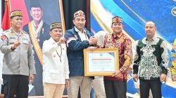 Bupati M. Yamin Terima Penghargaan BNN RI, Tegaskan Komitmen Perangi Narkoba hingga ke Desa