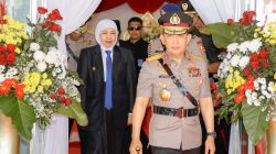 Gubernur Khofifah Dampingi Kapolri pada Puncak Peringatan Hari Juang Polri 2026 di Surabaya