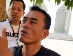 Tak Kunjung Dijenguk DPRD Pati, AMPB Bertahan di Senayan dengan Dukungan Ormas Betawi