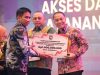 Kemendagri dan Kemen PKP Serahkan Tiga Penghargaan untuk Kota Surabaya