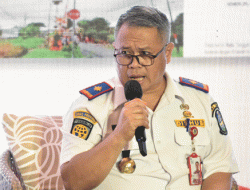 Kepala Dishub Provinsi Jatim Terima Penghargaan Nasional, Dinobatkan Pelopor Transportasi Digital
