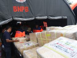 2,2 Ton Rendang dari Sumatera Barat Dikirim ke NTT, Solidaritas untuk Penyintas Gempa dan Tsunami