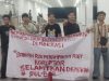 Desak 45 Anggota Dewan Tandatangani Dukungan RUU Perampasan Aset, GRSM Bermalam di Kantor DPRD Sulbar