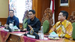 Gandeng ITS Surabaya, Pemkab Badung Rilis AMDK Botol Kaca Baliss Ramah Lingkungan