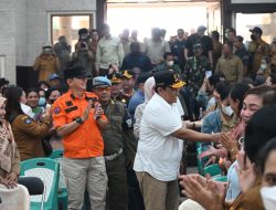 Pemprov  Kalteng Serahkan Bantuan untuk Warga Terdampak Karhutla dan Kekeringan di Bartim