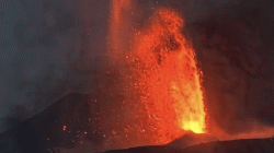 Enam Gunung Erupsi Bersamaan, Alarm bagi Kesiapsiagaan Indonesia ?