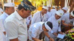 Bupati Adi Arnawa dan Ketua DPRD Badung Ngupasaksi Karya Utama di Pura Dalem Kahyangan Tuban