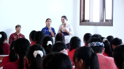 Bunda Anti Narkoba Badung Beri Arahan Tegas di SMPN 4 Kuta Utara