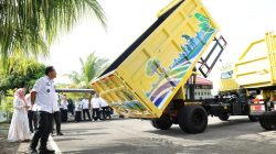 Sampah Kota Pariaman Capai 50 Ton Sehari, Wali Kota Yota Balad Tambah 3 Armada Angkut
