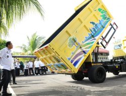 Sampah Kota Pariaman Capai 50 Ton Sehari, Wali Kota Yota Balad Tambah 3 Armada Angkut