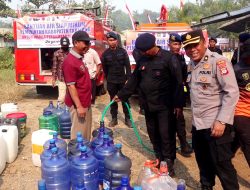 Sinergi Lintas Sektor, 1 Juta Liter Air Bersih Disalurkan untuk Warga Tabalong