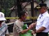 Pasca Kebakaran di Kapar, Bupati Tabalong Turun Langsung Serahkan Bantuan