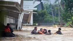Banjir Bandang Padang: 700 Rumah Tergenang, Ratusan Warga Dievakuasi, Tanggul Jebol