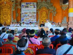 Komitmen Sapta Kriya Adi Cipta, Wabup Badung Serahkan Ratusan Bantuan Perumahan dan Disabilitas