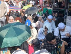 Puluhan Ribu Jemaah Hadiri Haul Habib Ali Solo