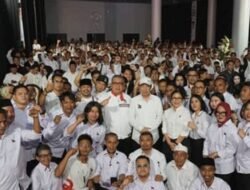 Jokowi Hadiri Rakorda PSI di Sentul Bogor Bersama Kaesang, Disambut Para Kader