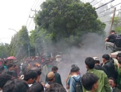 Aliansi Mahasiswa Bersama Masyarakat Kota Tasikmalaya Gelar Aksi “Warga Tasik Turun ke Jalan”