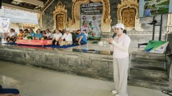 Gelar Aksi Menyapa dan Peduli di Kekeran, Ketua K3S Badung Serahkan BPJS Ketenagakerjaan dan Sembako