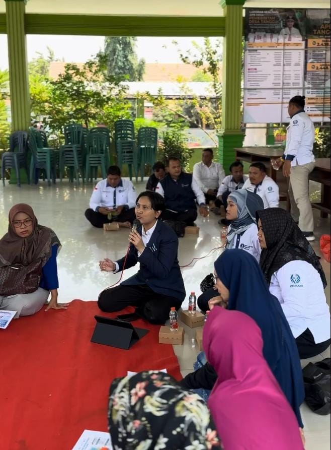 YLC Peradi Sidoarjo Gelar Penyuluhan Hukum Tentang Pencegahan KDRT dan Bijak Bermedsos di Desa Tanggul