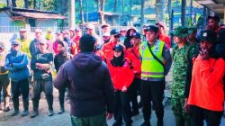Polres Batu Gerak Cepat, Tim 1 Karhutla Arjuno Menyisir Titik Api dari Tahura R. Soerjo, Camat Bumiaji: Jaga Hutan Kita Bersama